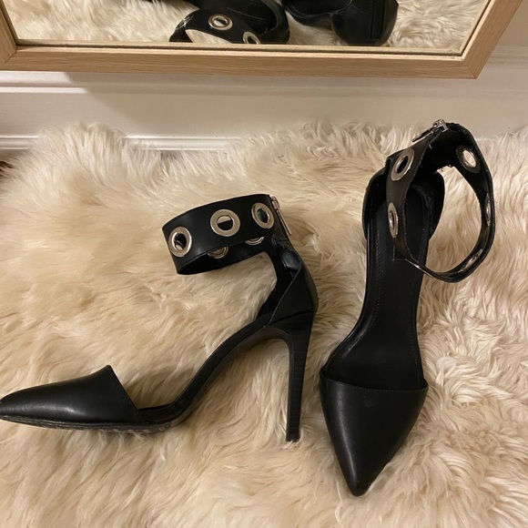 ZARA woman black heels - Picture 2 of 5